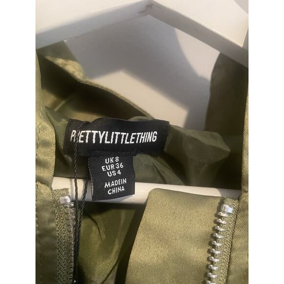 NWT Army Green Cropped Satin Oversized Bomber‎ Jacket US Size 4 - Picture 6 of 8